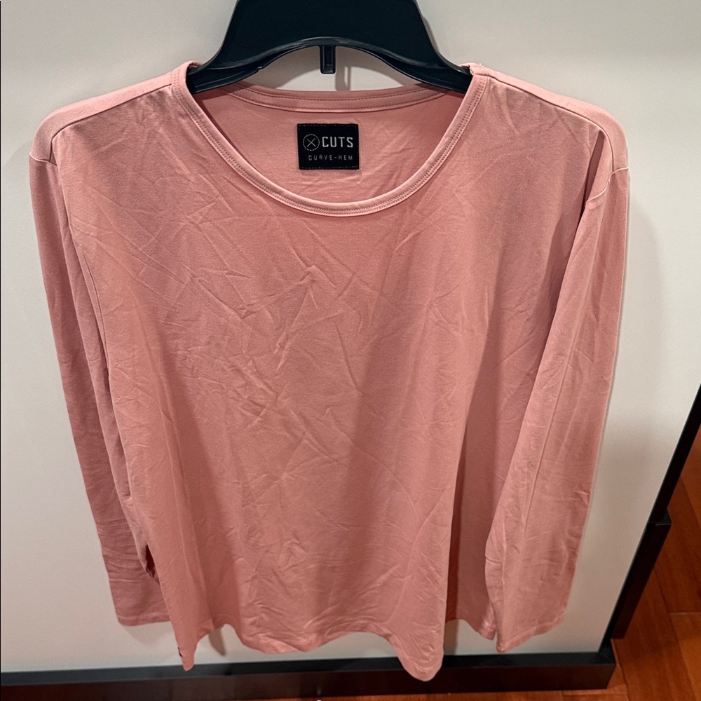 Cuts Clothing Men's Pink Long Sleeve Tee